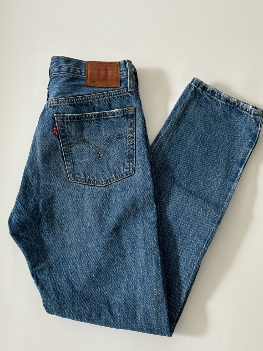 Levi's 501 Women’s Strait Leg Blue Denim Jeans 27W30L - Picture 1 of 8